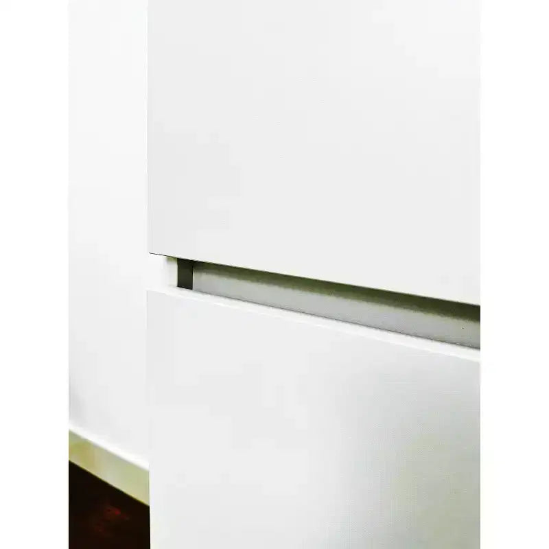 70,9 pollici A x 17,72 pollici L Sistema per armadio in composito di legno bianco per archiviazione universale con contenitori