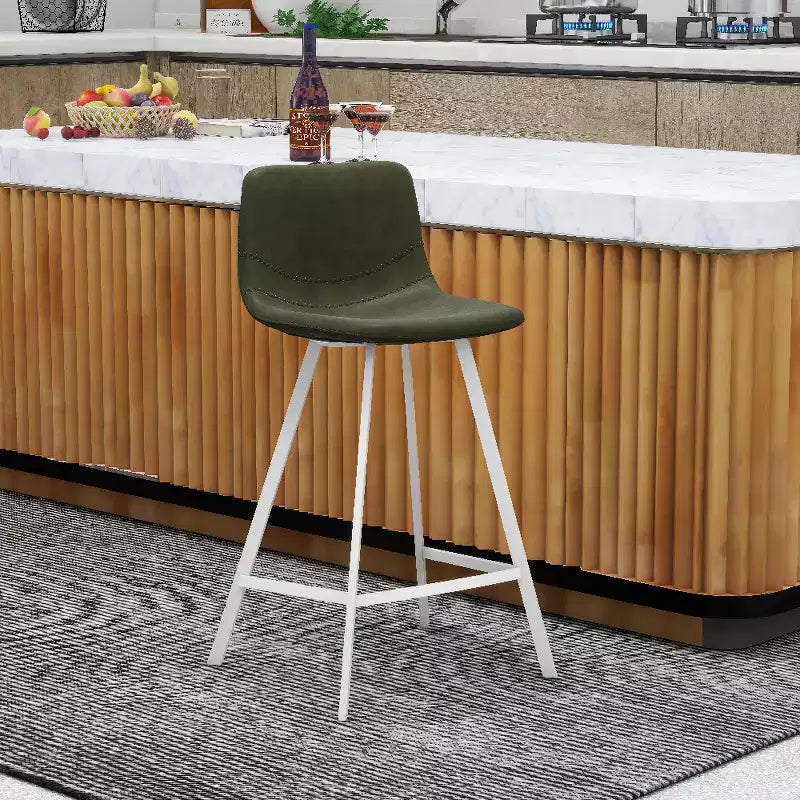 Sgabello da bar Elland in pelle - Sgabello moderno da bancone con gambe in acciaio inossidabile bianco per isola cucina o bar di casa, set da 2